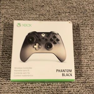 Xbox phantom black controller